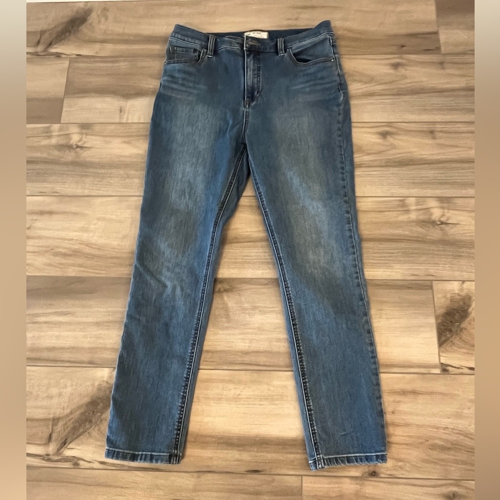 Free People Women Mid Rise Skinny Blue Medium Wash Jeans Size 31 61855-16515125